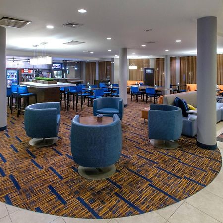 Отель Courtyard By Marriott Олбани Экстерьер фото